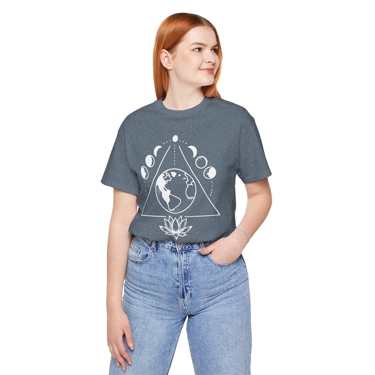 Triangle moon phases & Lotus - T-Shirt