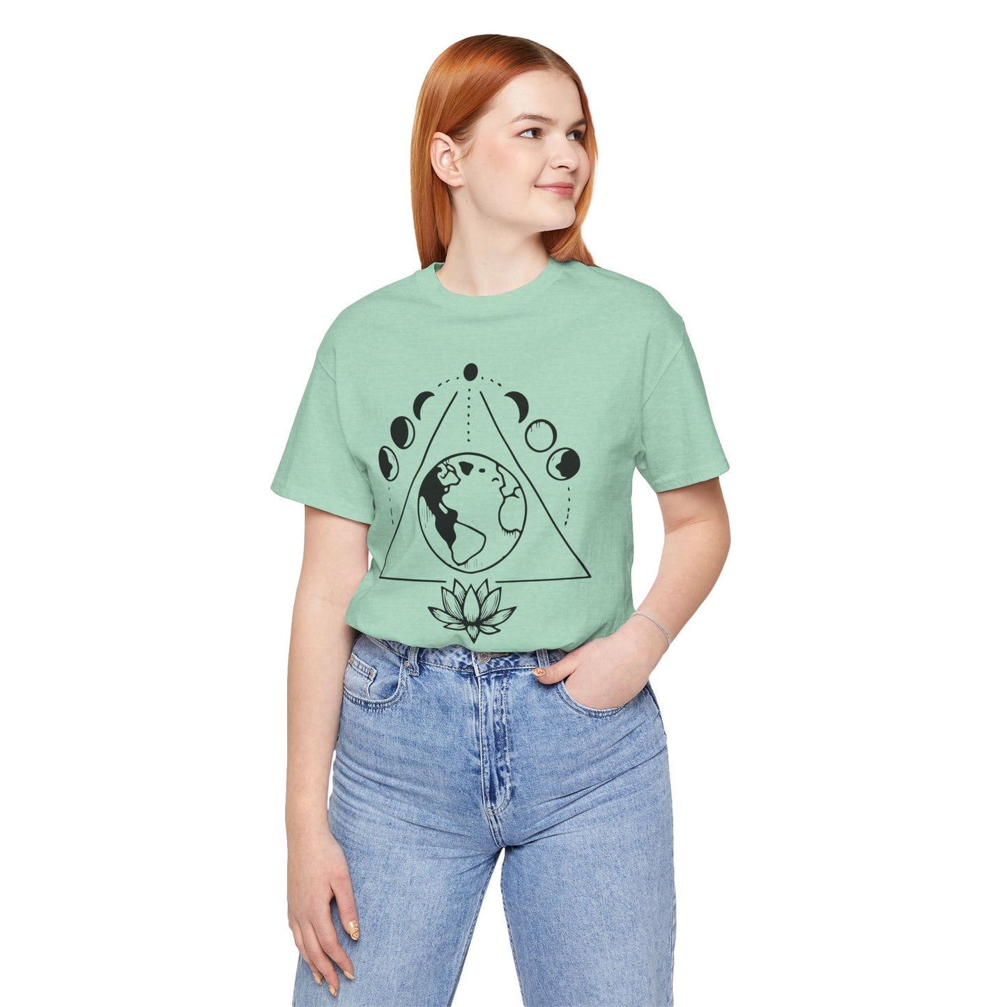 Triangle moon phases & Lotus - T-Shirt