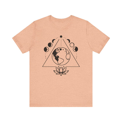 Triangle moon phases & Lotus - T-Shirt